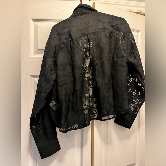 NWT Sheer Black Floral Blouse - Picture 4 of 4